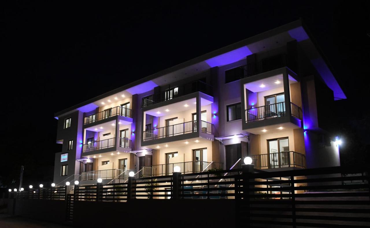 Theano Luxury Suites Nikiti Eksteriør billede