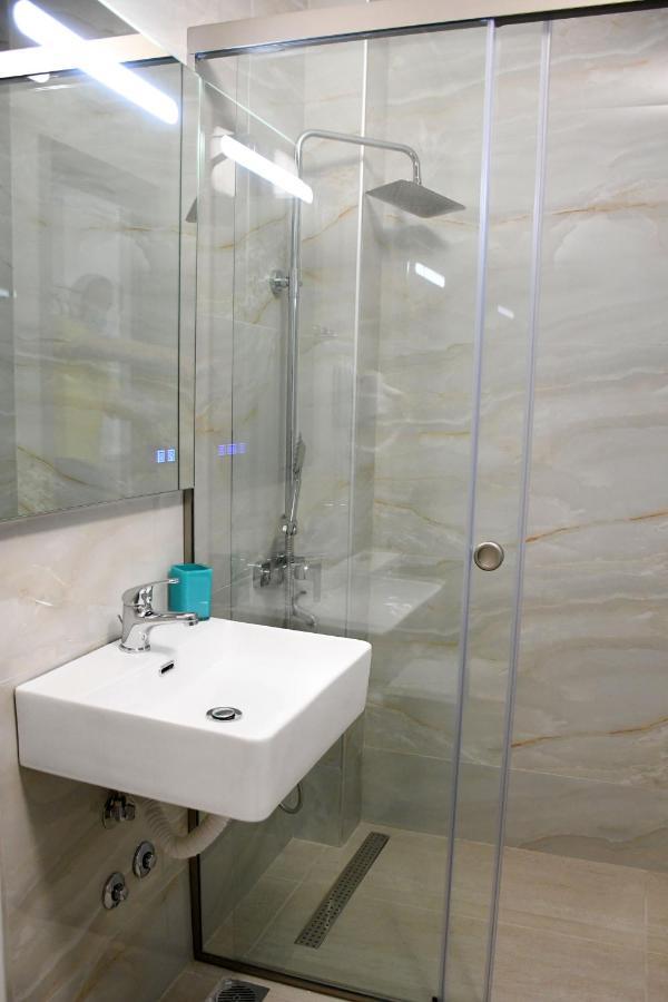 Theano Luxury Suites Nikiti Eksteriør billede